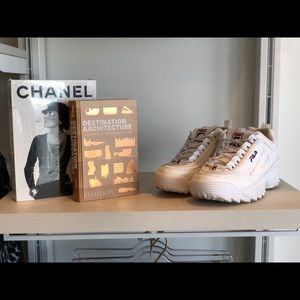 FILA Disrupter Chunky Sneaker Women’s 8.5